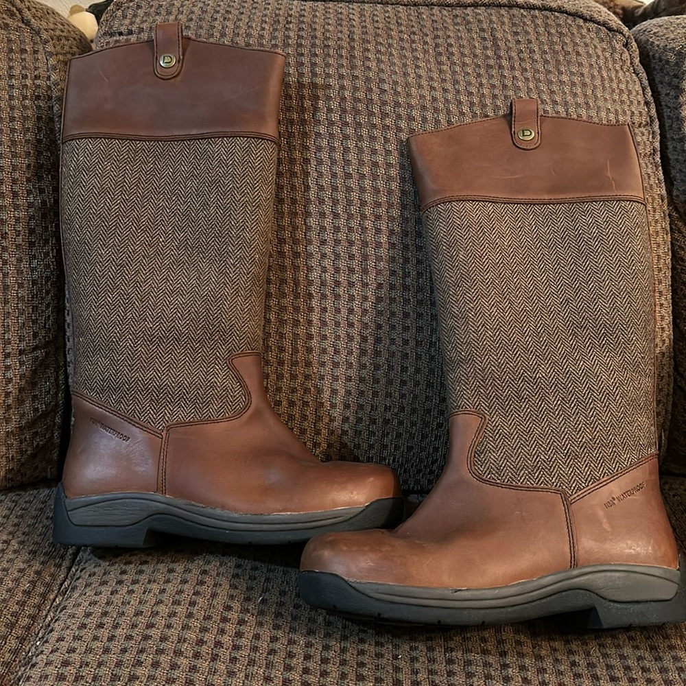 New Dublin Town & Country Bots. Sz 11.  Chestnut Brown Leather& Tweed